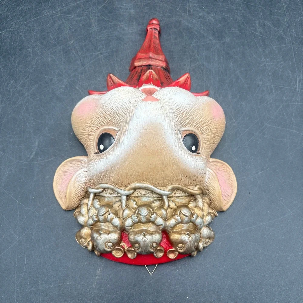 Vintage Whimsical Mouse Wall Plaque Crown of Mice Red Flower Base Decor